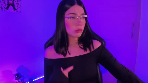 Snapshot of julietariverss chatting on December 2024 03:37:02 AM Julieta online show from December 2024 03:37:02 AM