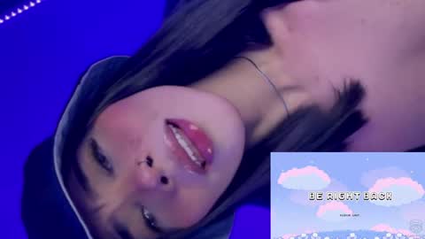 Snapshot of julietariverss chatting on December 2024 06:43:02 AM Julieta online show from December 2024 06:43:02 AM