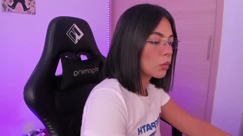 Snapshot of julietariverss chatting on January 2025 01:53:01 PM Julieta online show from January 2025 01:53:01 PM