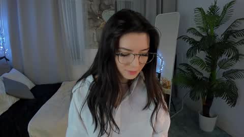 Julieta or Jully online show from February 2025 09:17:01 PM