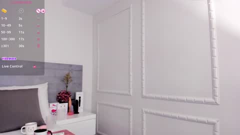 Juliana online show from December 2024 11:19:02 PM