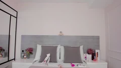 Juliana online show from January 2025 01:58:01 AM