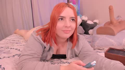 Julieta Vargas online show from December 2024 05:42:01 PM