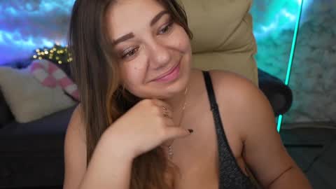 J U L I E T online show from December 2024 03:32:02 PM