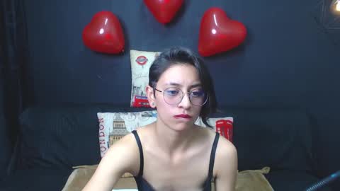 julieth_garcia_1 online show from February 2025 02:01:01 PM