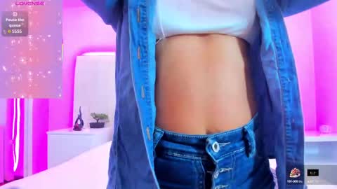 Snapshot of julieth_varr chatting on September 2025 11:55:01 AM Julieth var online show from September 2025 11:55:01 AM