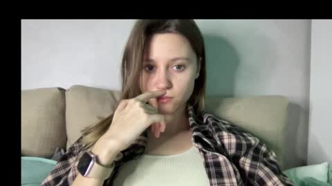 Snapshot of julietsensation chatting on January 2025 06:25:01 PM julietsensation online show from January 2025 06:25:01 PM