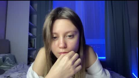 Snapshot of julietsensation chatting on February 2025 06:53:01 PM julietsensation online show from February 2025 06:53:01 PM