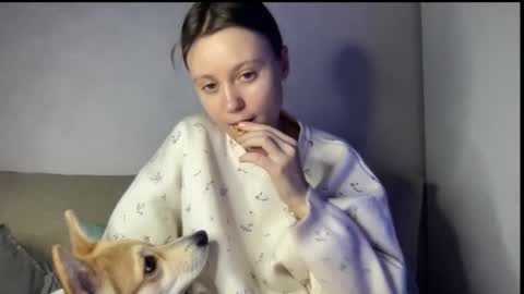 Snapshot of julietsensation chatting on February 2025 06:27:02 PM julietsensation online show from February 2025 06:27:02 PM