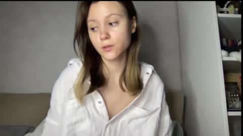 Snapshot of julietsensation chatting on February 2025 04:03:01 PM julietsensation online show from February 2025 04:03:01 PM