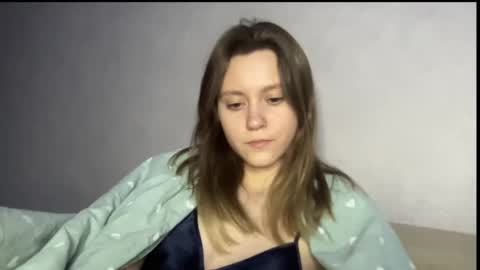 Snapshot of julietsensation chatting on February 2025 10:32:01 PM julietsensation online show from February 2025 10:32:01 PM