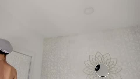 julietta    online show from April 2026 11:25:02 AM