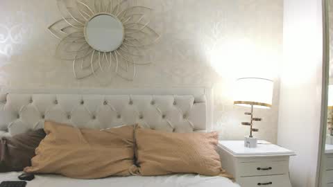 Snapshot of julietta___ chatting on April 2026 12:07:02 PM julietta online show from April 2026 12:07:02 PM