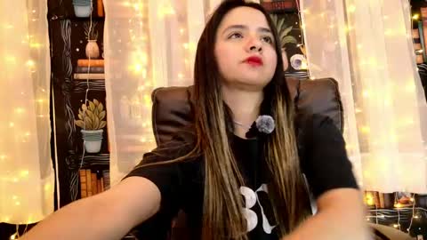 Julietta Jackson online show from May 2026 01:57:16 AM