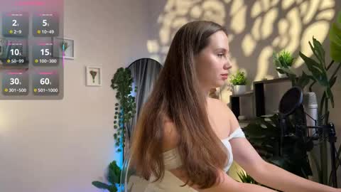 Julie online show from October 2025 12:41:02 PM