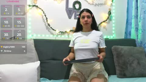 Juliette online show from April 2026 11:04:01 PM