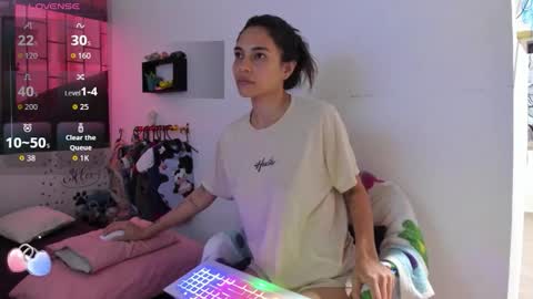 Snapshot of juliette_sweet05 chatting on September 2025 11:25:01 AM juliette online show from September 2025 11:25:01 AM