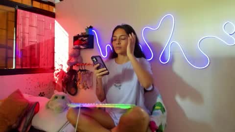 Snapshot of juliette_sweet05 chatting on October 2025 08:52:01 PM juliette online show from October 2025 08:52:01 PM