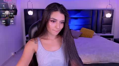 Snapshot of juliettemoreaux chatting on July 2026 07:42:02 PM Juliette Moreau online show from July 2026 07:42:02 PM