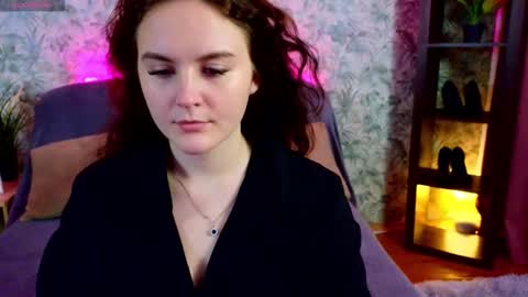 Julia online show from November 2025 01:33:02 PM