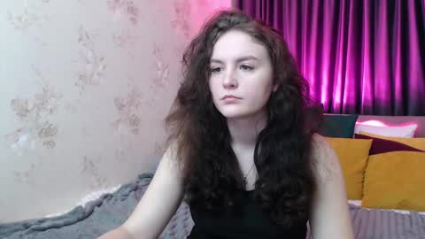 Julia online show from December 2025 08:45:02 AM