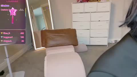 Julie online show from February 2026 04:18:01 PM