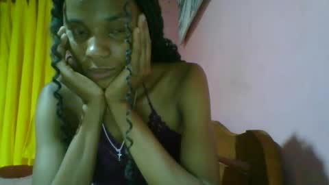 juliexexy online show from December 2024 07:34:02 PM