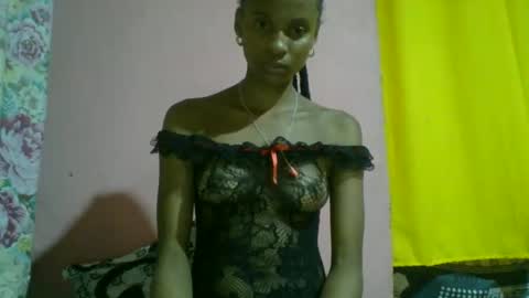 juliexexy online show from January 2025 06:19:01 PM