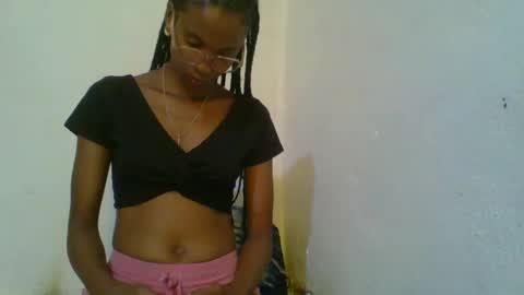 juliexexy online show from February 2025 07:02:02 AM