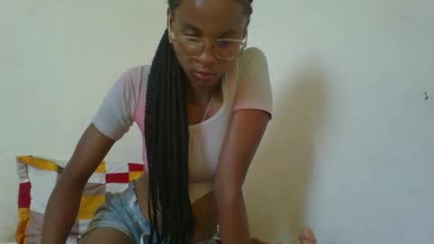 juliexexy online show from February 2025 09:58:02 AM