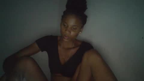 juliexexy online show from February 2025 04:33:01 PM