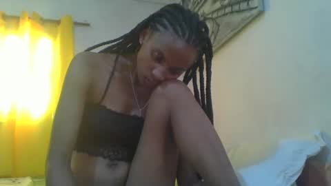 juliexexy online show from March 2025 10:48:01 AM