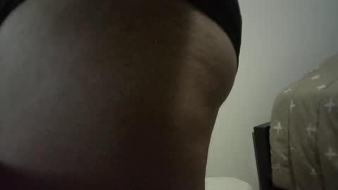 Snapshot of juligurlygirly chatting on October 2025 12:03:01 AM juligurlygirly online show from October 2025 12:03:01 AM