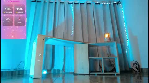 jullian online show from November 2025 04:15:02 AM