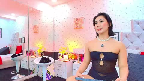 Snapshot of jullietareyes chatting on June 2026 11:56:02 AM Julieta Reyes online show from June 2026 11:56:02 AM