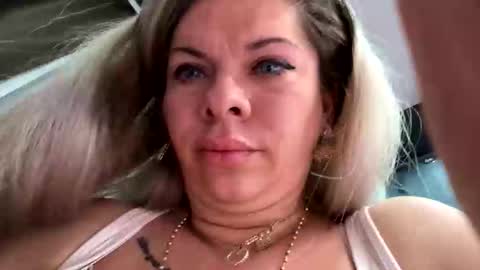 Jully Rosse online show from January 2026 10:34:02 PM