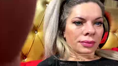 Jully Rosse online show from January 2026 08:33:01 PM