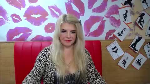 Snapshot of julya_barbi chatting on September 2025 06:07:01 AM Julya Barbi online show from September 2025 06:07:01 AM