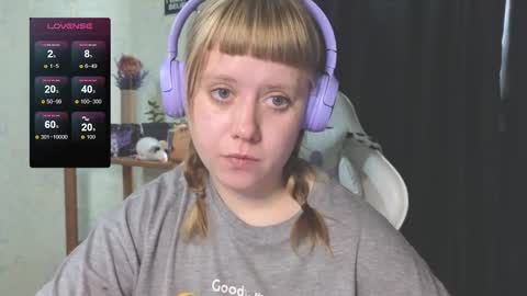 Snapshot of june_shy0 chatting on September 2025 06:48:02 AM June online show from September 2025 06:48:02 AM