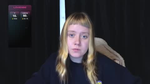 Snapshot of june_shy0 chatting on November 2025 08:09:02 AM June online show from November 2025 08:09:02 AM