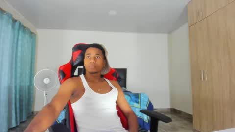 juniorhot07 online show from September 2025 09:38:01 PM