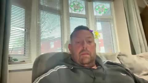 Junky online show from April 2026 05:11:01 AM