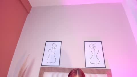 Snapshot of jupiterfoxxxx chatting on January 2025 05:56:01 PM Jupiter Fox online show from January 2025 05:56:01 PM