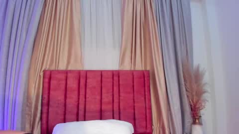 Snapshot of jupiterfoxxxx chatting on March 2025 12:33:02 AM Jupiter Fox online show from March 2025 12:33:02 AM