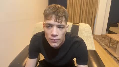 Snapshot of just_alexx12 chatting on January 2025 12:33:02 PM just_alexx12 online show from January 2025 12:33:02 PM