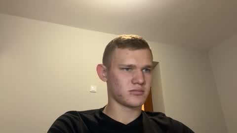 Snapshot of just_for_u_ chatting on September 2025 06:42:01 PM Vlad online show from September 2025 06:42:01 PM