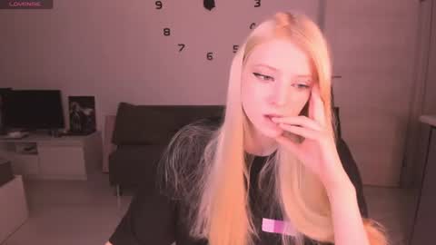 JESSY online show from July 2026 08:59:02 PM
