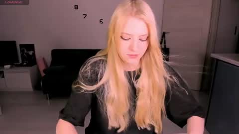 JESSY online show from July 2026 07:50:01 PM