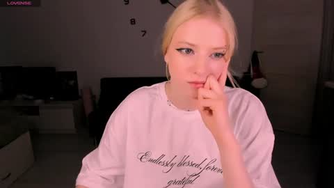 JESSY online show from August 2026 06:50:01 PM