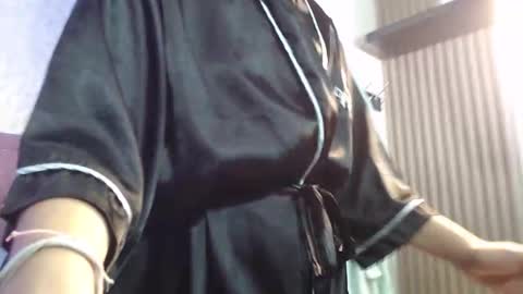 JUSTKARLITA online show from March 2026 02:27:01 AM